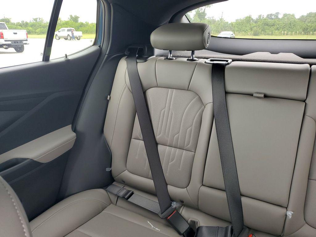 new 2025 Buick Envista car, priced at $27,795