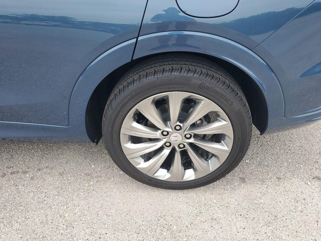 new 2025 Buick Envista car, priced at $27,795