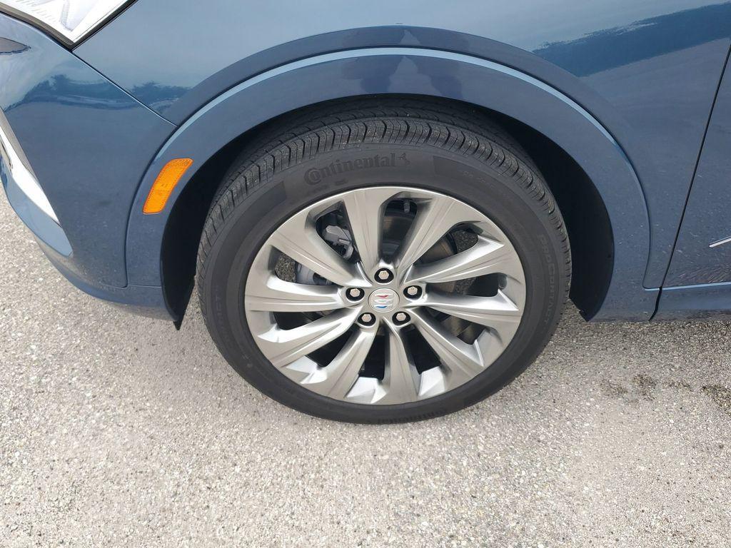 new 2025 Buick Envista car, priced at $27,795