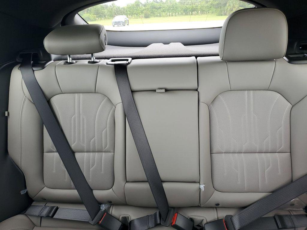 new 2025 Buick Envista car, priced at $27,795