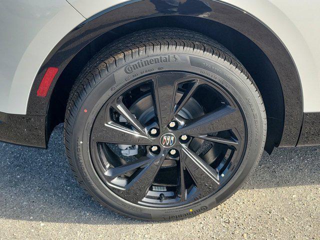 new 2025 Buick Envision car, priced at $40,788