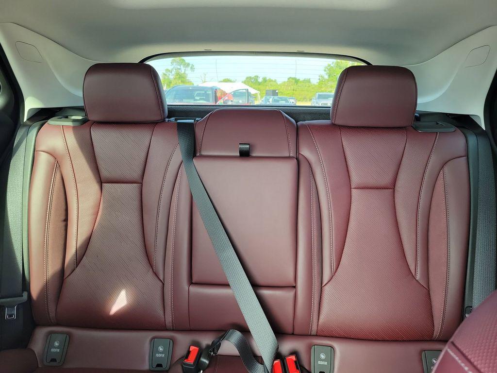 new 2025 Buick Envision car, priced at $39,015