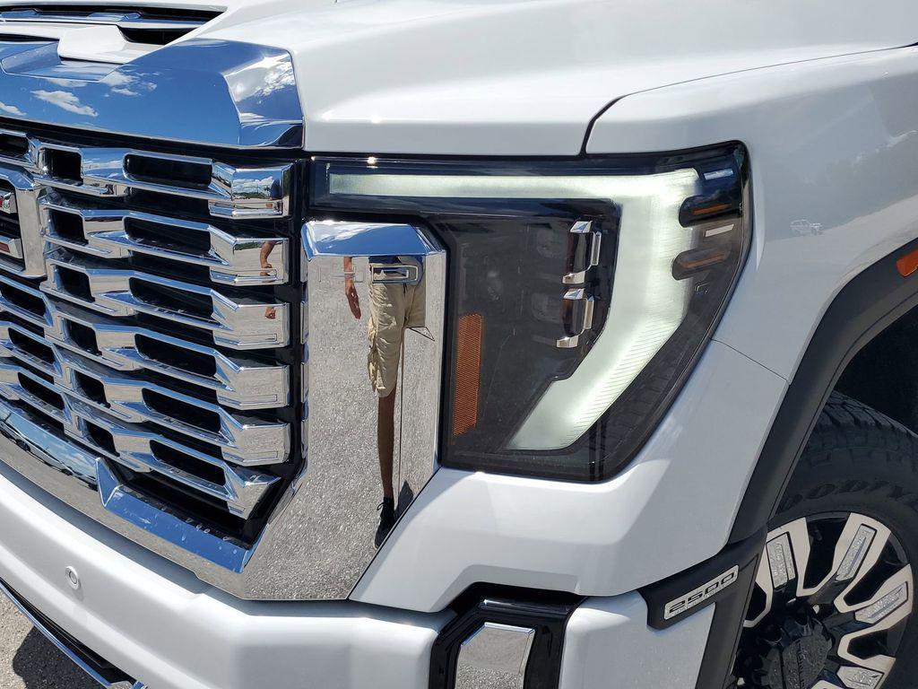 new 2025 GMC Sierra 2500 car, priced at $79,238