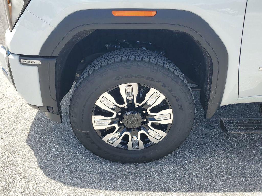 new 2025 GMC Sierra 2500 car, priced at $79,238