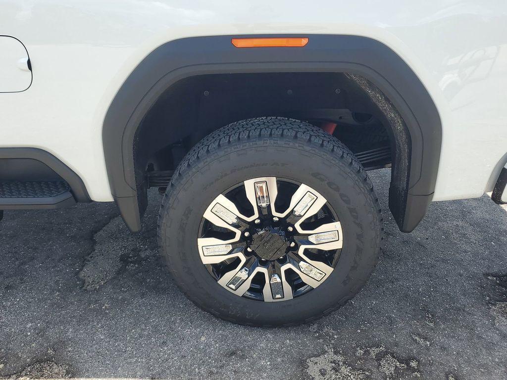new 2025 GMC Sierra 2500 car, priced at $79,238