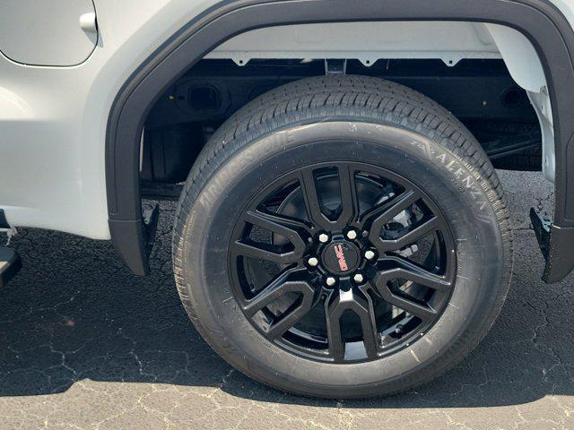 new 2025 GMC Sierra 1500 car, priced at $51,352