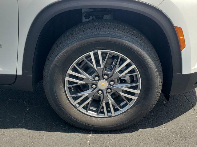 new 2025 Chevrolet Traverse car, priced at $42,195