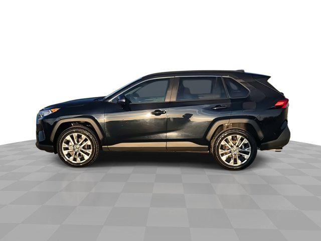 used 2019 Toyota RAV4 car, priced at $24,487