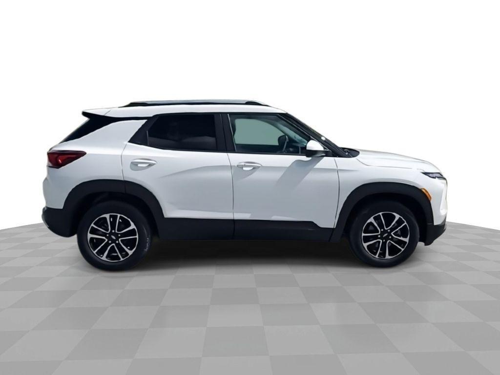new 2026 Chevrolet TrailBlazer car, priced at $27,998