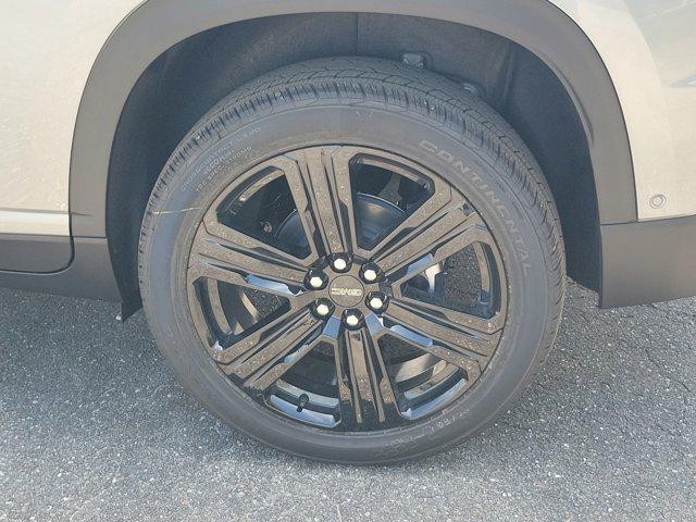 new 2025 GMC Acadia car, priced at $50,758
