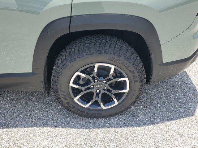 new 2026 Chevrolet Equinox car, priced at $37,090