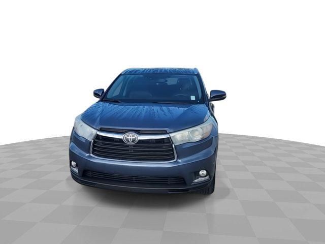 used 2016 Toyota Highlander car, priced at $19,987