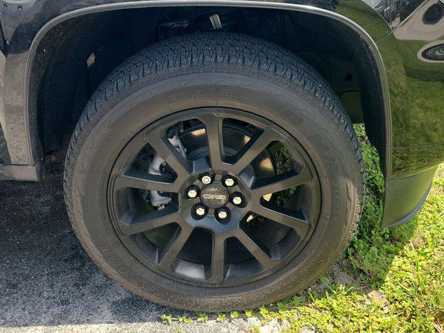 used 2022 GMC Canyon car, priced at $35,987