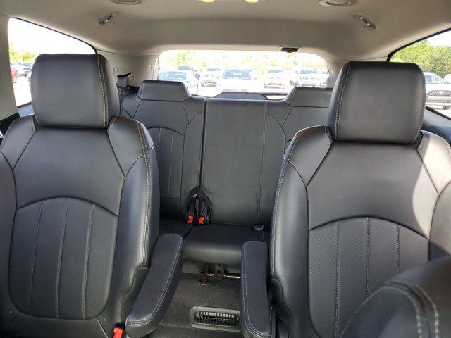 used 2017 Chevrolet Traverse car, priced at $15,977
