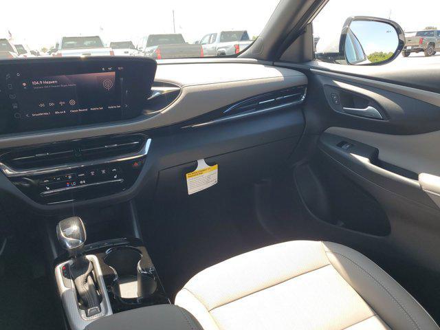 new 2025 Buick Envista car, priced at $28,967
