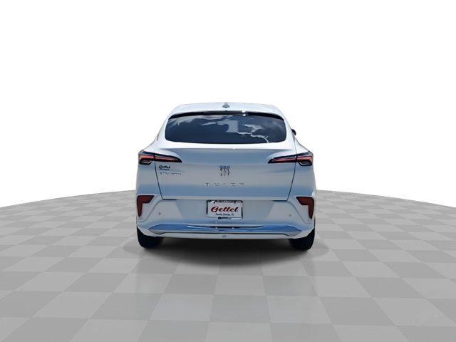new 2025 Buick Envista car, priced at $28,967