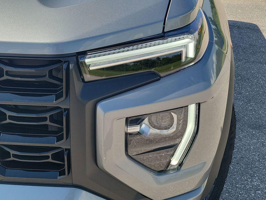 new 2025 GMC Canyon car, priced at $40,939