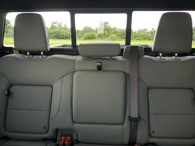 new 2025 GMC Sierra 1500 car, priced at $57,821