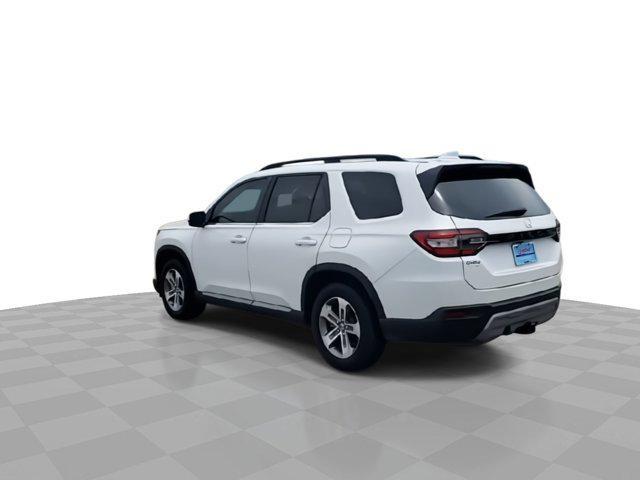 used 2025 Honda Pilot car, priced at $38,787