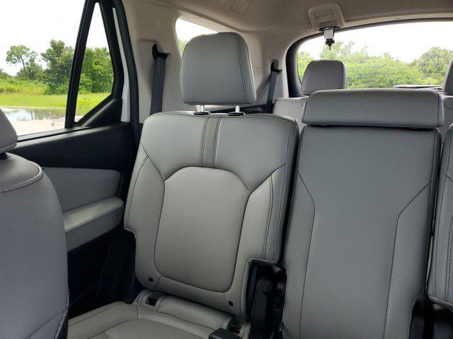 used 2025 Honda Pilot car, priced at $38,787