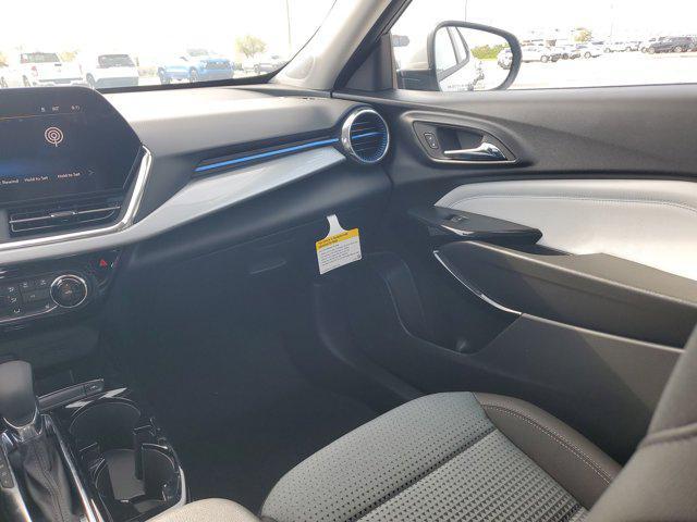 new 2025 Chevrolet Trax car, priced at $23,956