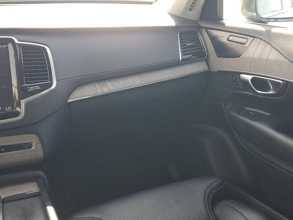 used 2022 Volvo XC90 Recharge Plug-In Hybrid car, priced at $36,987