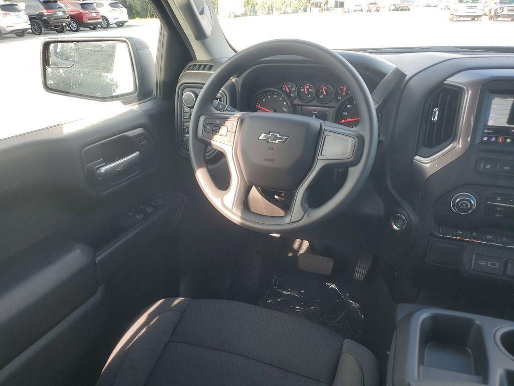 new 2025 Chevrolet Silverado 1500 car, priced at $43,201