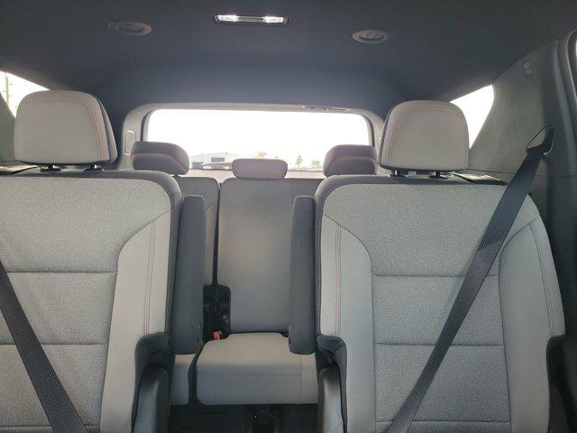 new 2025 Chevrolet Traverse car, priced at $45,520