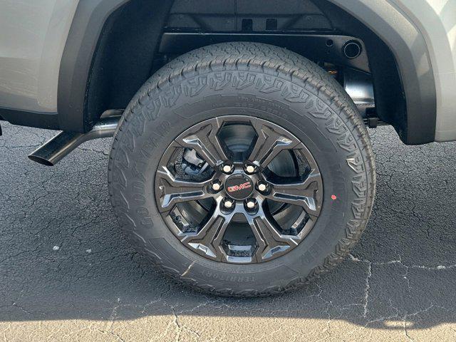 new 2025 GMC Canyon car, priced at $39,914