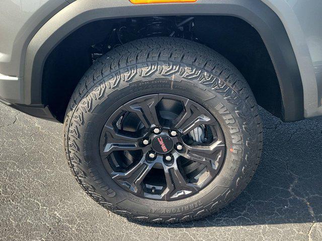new 2025 GMC Canyon car, priced at $39,914