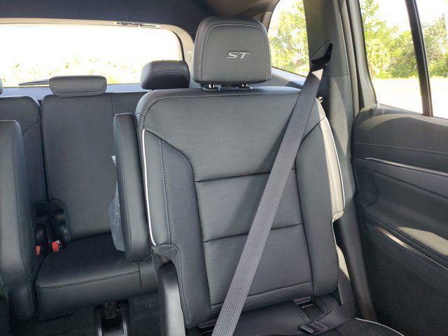 new 2025 Buick Enclave car, priced at $50,240
