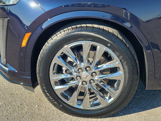 used 2022 Cadillac XT6 car, priced at $35,998