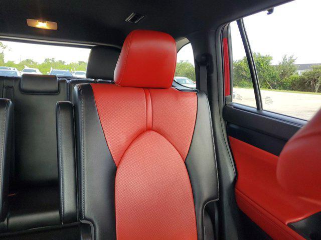 used 2023 Toyota Highlander car, priced at $38,987