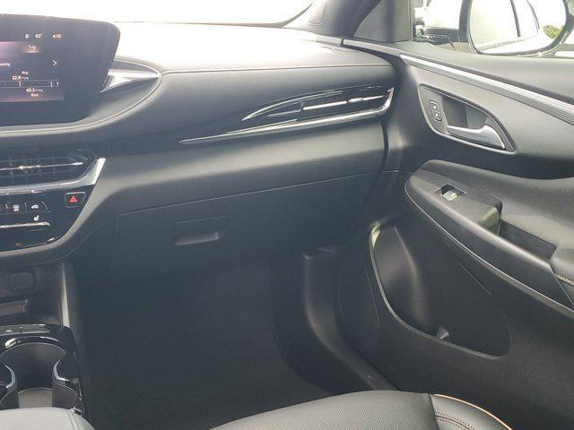 used 2025 Buick Envista car, priced at $28,987