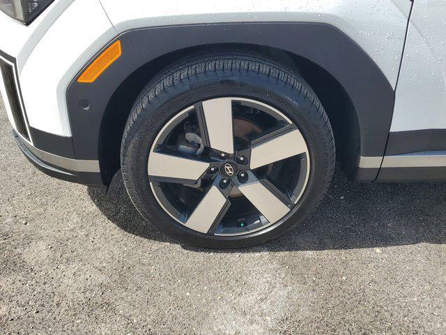 used 2024 Hyundai Santa Fe car, priced at $38,987
