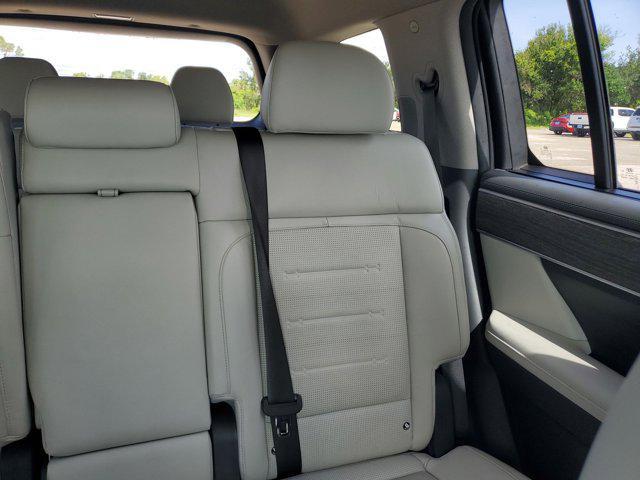 used 2024 Hyundai Santa Fe car, priced at $38,987