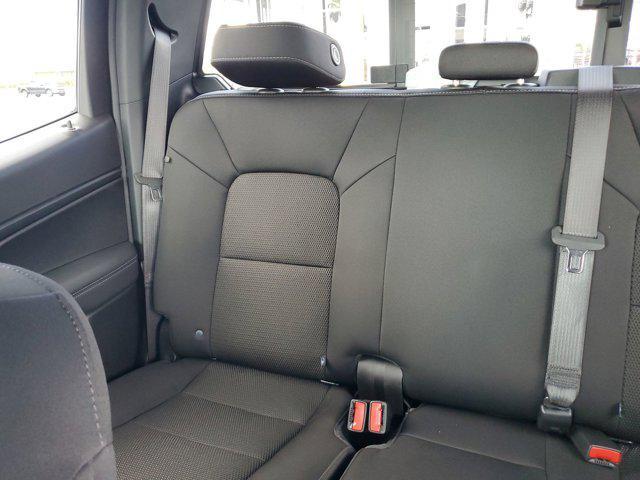 new 2025 GMC Canyon car, priced at $39,914