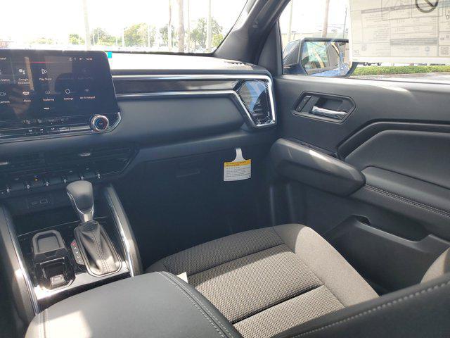 new 2025 GMC Canyon car, priced at $39,914
