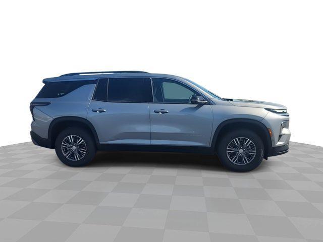 new 2025 Chevrolet Traverse car, priced at $48,630