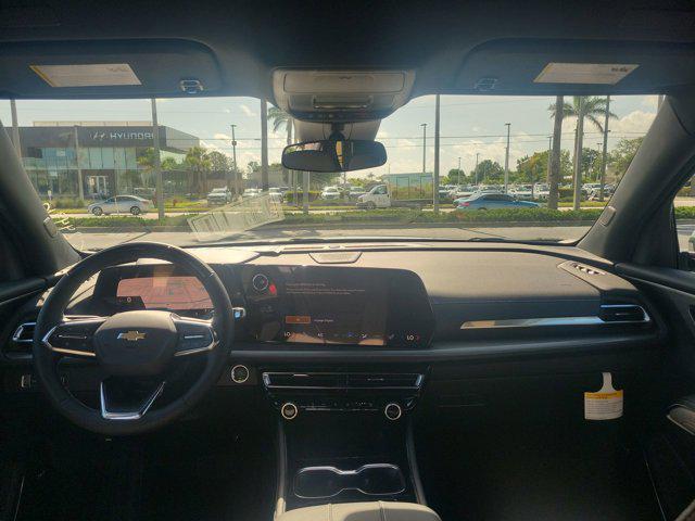 new 2025 Chevrolet Traverse car, priced at $48,630