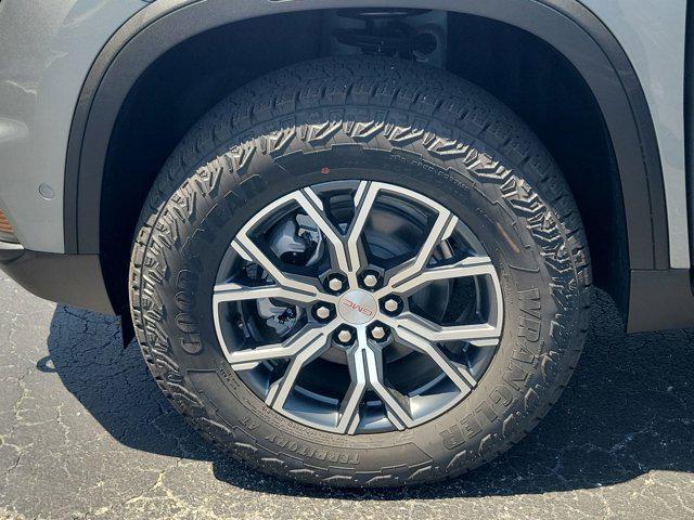 new 2025 GMC Acadia car, priced at $54,605