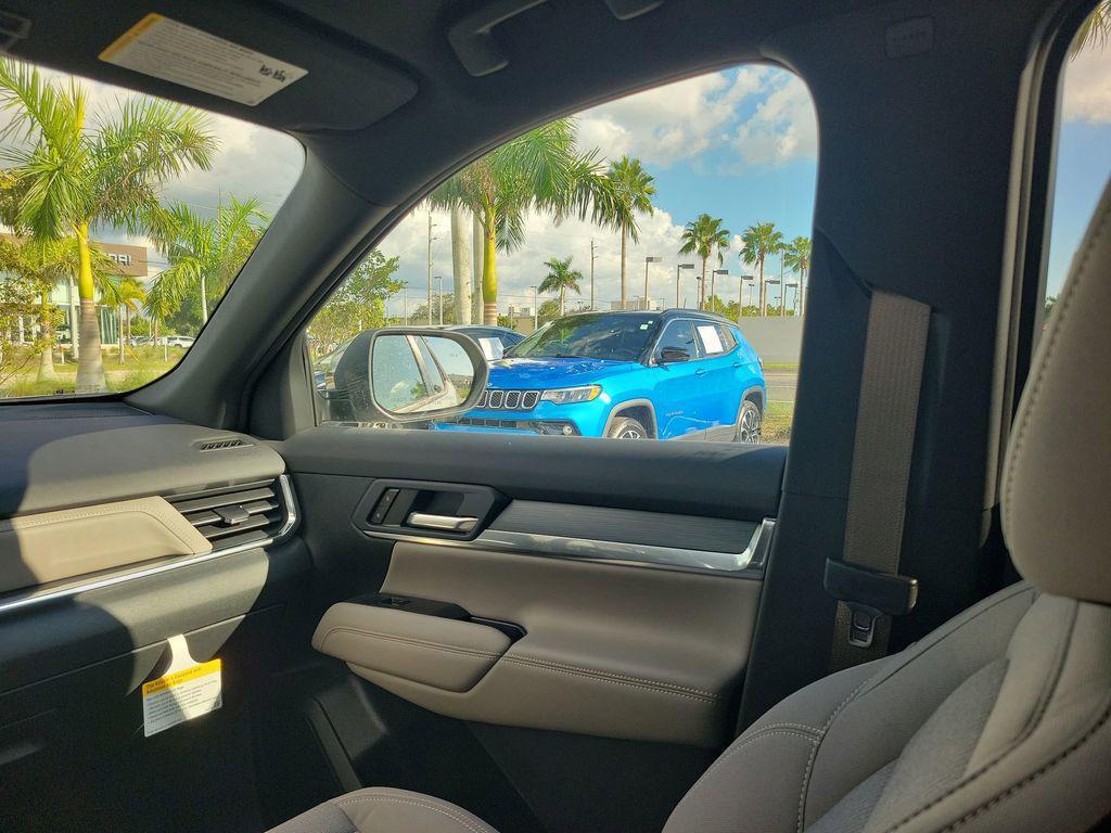 new 2026 GMC Terrain car, priced at $31,418