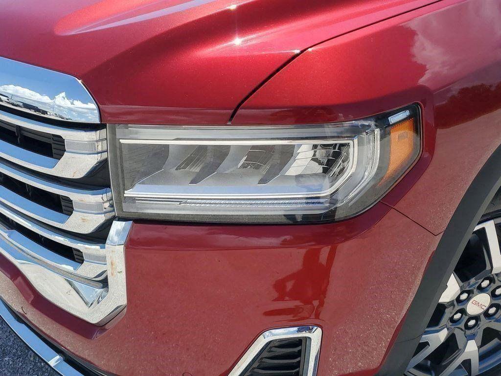 used 2023 GMC Acadia car, priced at $26,984