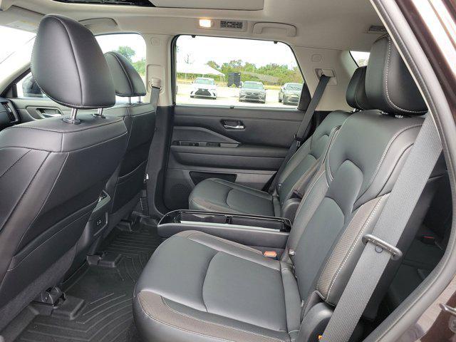 used 2022 Nissan Pathfinder car, priced at $29,787