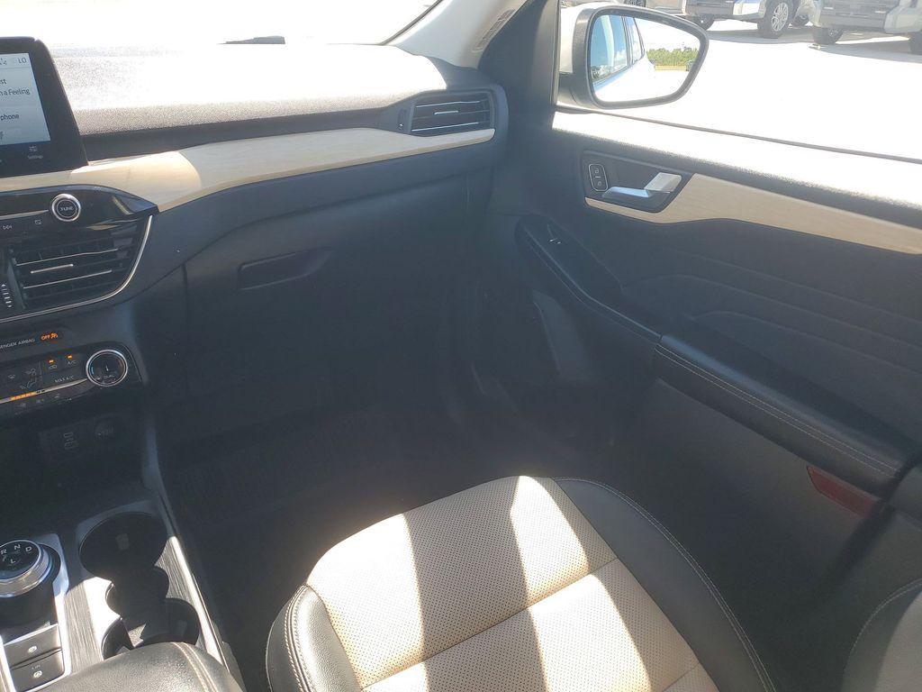 used 2022 Ford Escape car, priced at $23,377