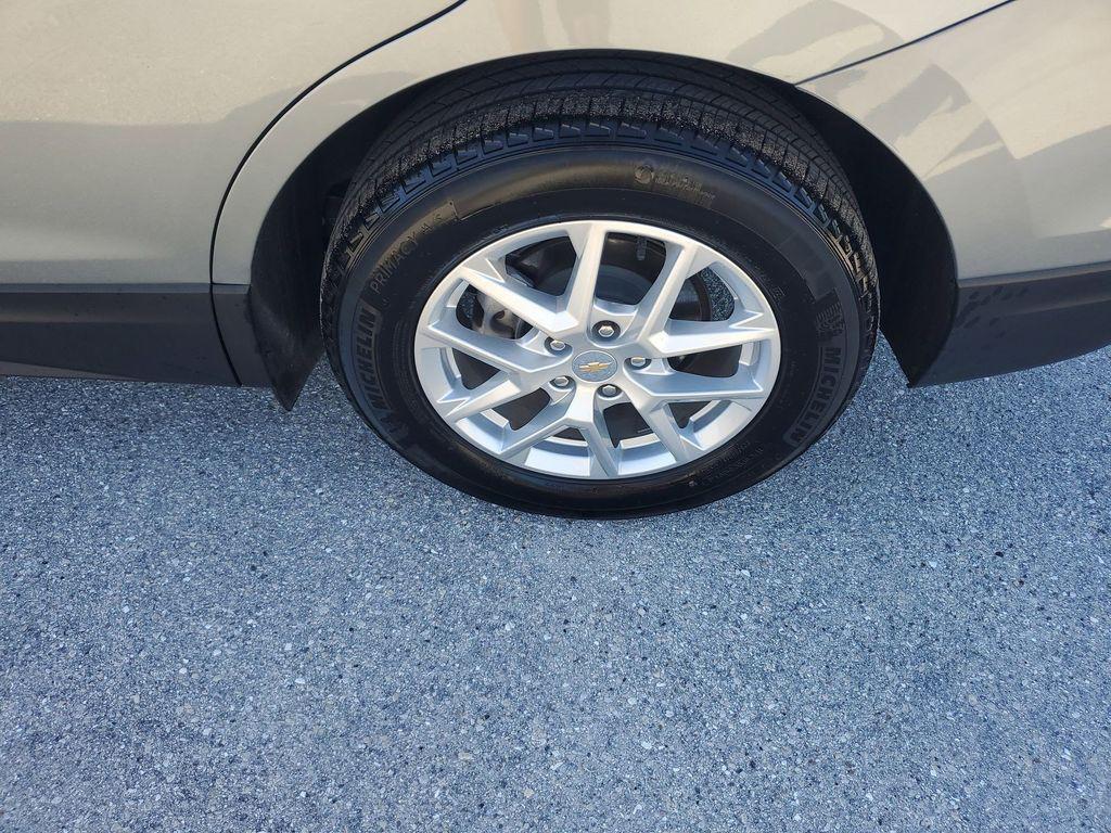 used 2024 Chevrolet Equinox car, priced at $23,987