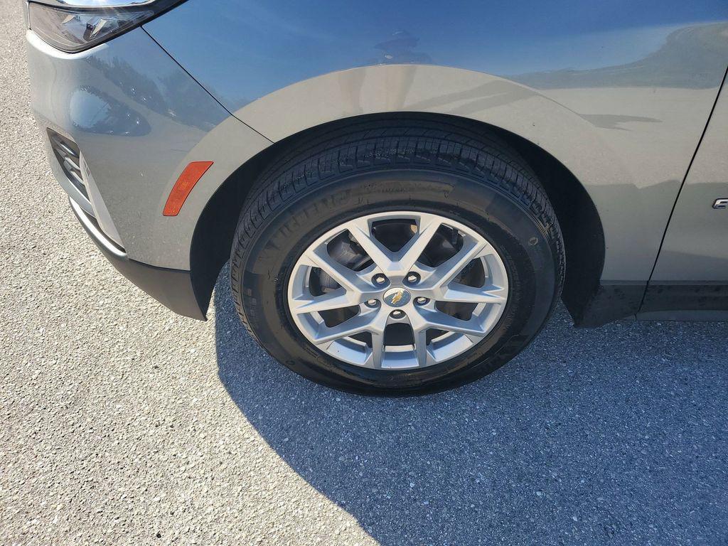 used 2024 Chevrolet Equinox car, priced at $23,987
