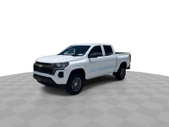 new 2025 Chevrolet Colorado car, priced at $33,029