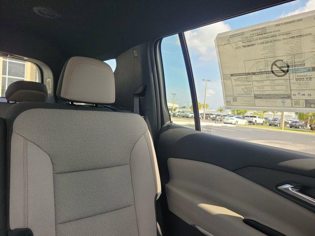 new 2025 Chevrolet Traverse car, priced at $48,630