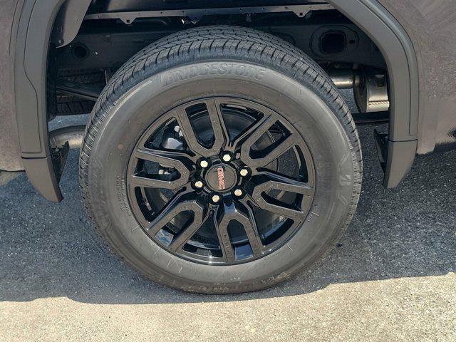 new 2025 GMC Sierra 1500 car, priced at $51,817